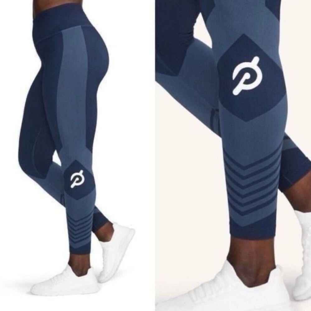 Peloton Two Tone High Rise Seamless Leggings Size: L (NWT)